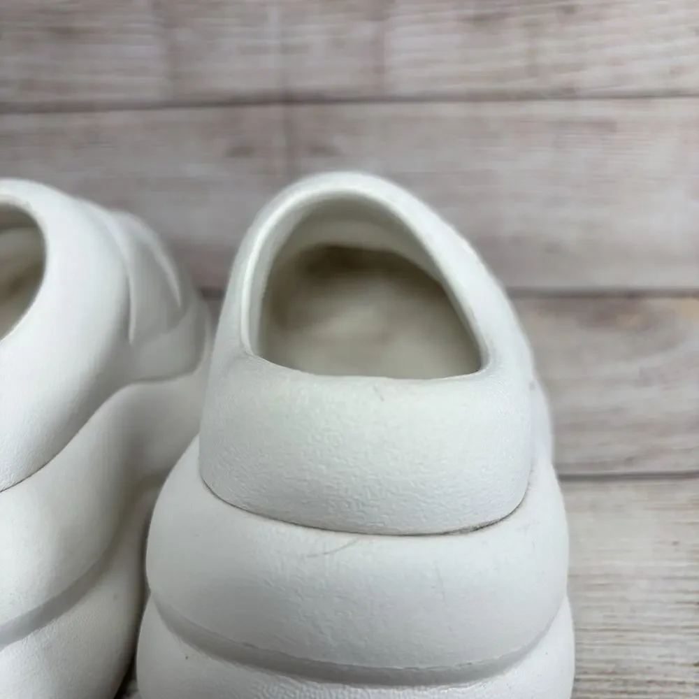 Ugg Kids Sport Yeah Clogs Size Toddler 9 White EVA Chunky Shoes